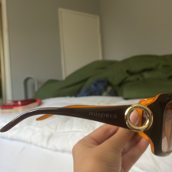 Im selling Sunglasses That i found at a vintage store i thought they were great - Picture 4 of 6